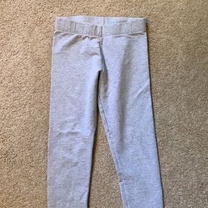 Girls Boden leggings.